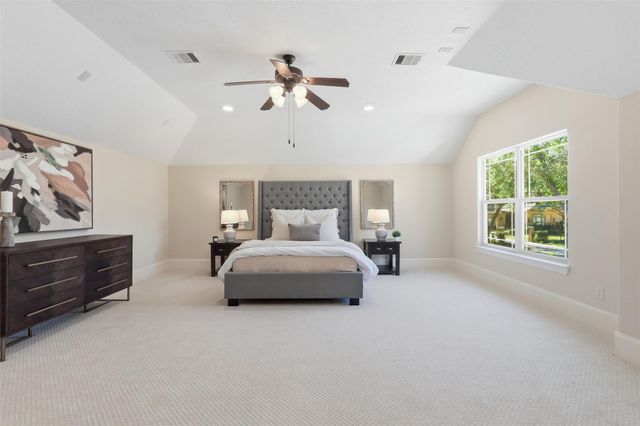 9120 Kenilworth Street, Houston, TX 77024