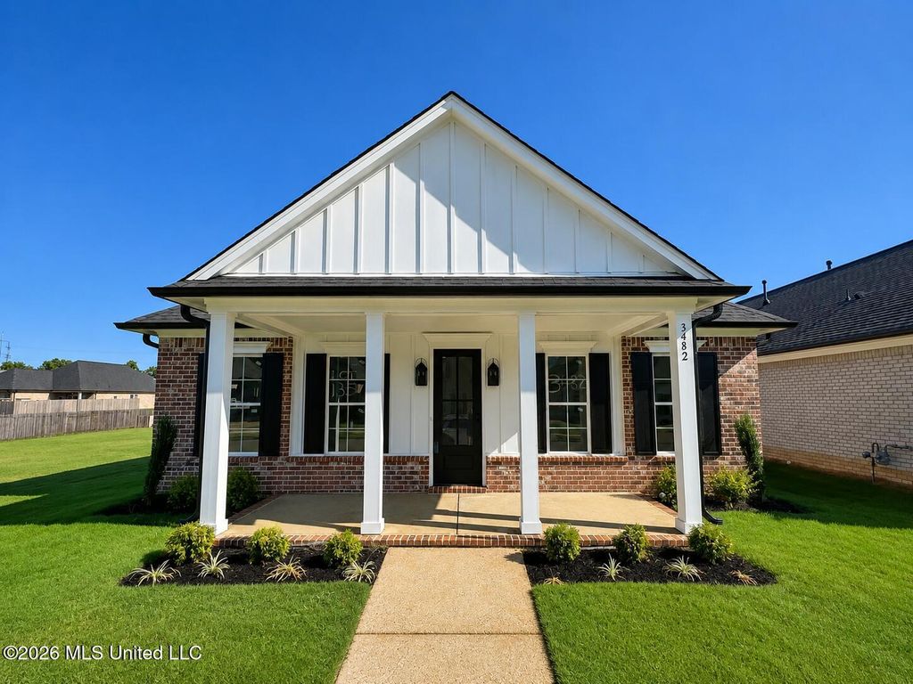 3482 Hatton Drive, Nesbit, MS 38651 — exterior