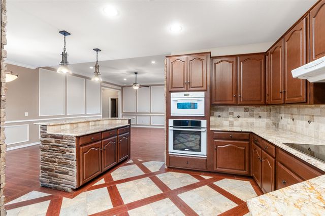 1106 Tahlequah Trail, Carrollton, TX 75007