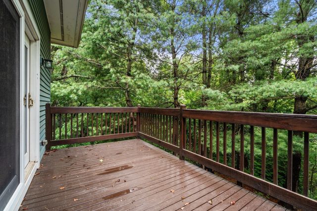 79 Beecher Pl 5, Newton, MA 02459