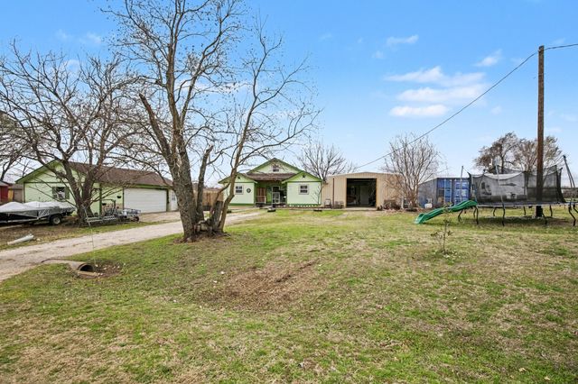 205 Davis Ranch Road, Alvarado, TX 76009