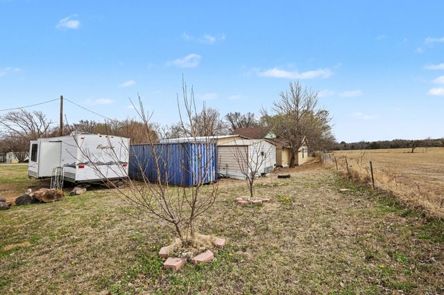 205 Davis Ranch Road, Alvarado, TX 76009