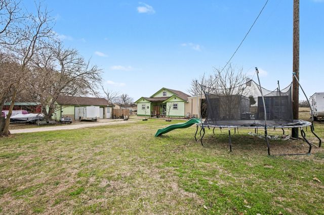 205 Davis Ranch Road, Alvarado, TX 76009