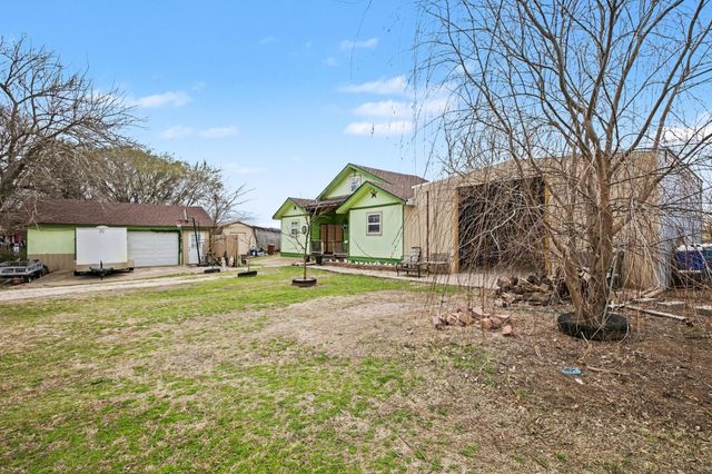 205 Davis Ranch Road, Alvarado, TX 76009