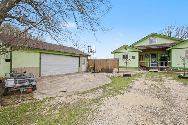 205 Davis Ranch Road, Alvarado, TX 76009