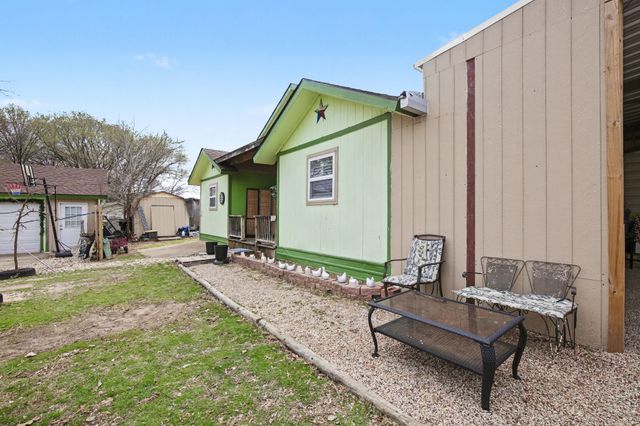 205 Davis Ranch Road, Alvarado, TX 76009