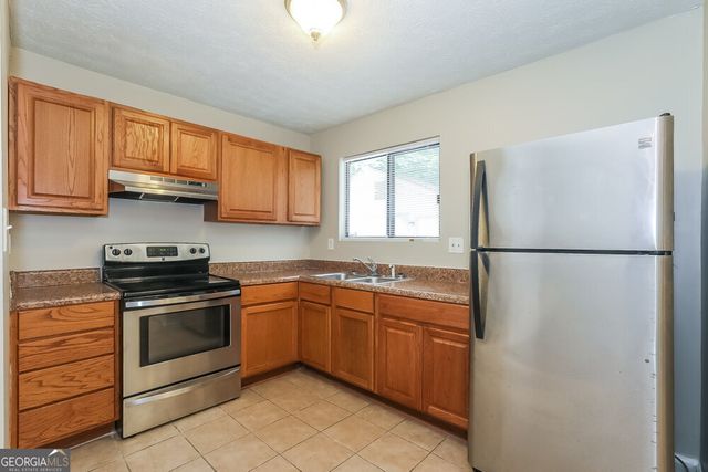 1964 Taffeta Trail, Lithonia, GA 30058