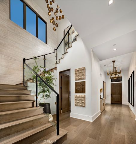 540 PENINSULA, Irvine, CA 92602