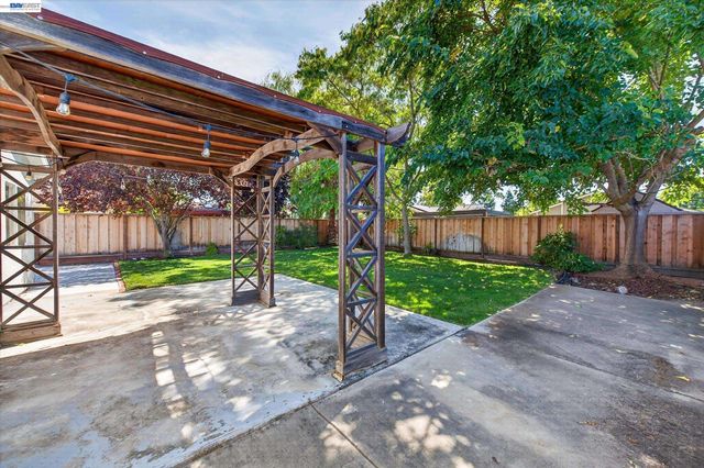 4135 Bishop Pine Way, Livermore, CA 94551
