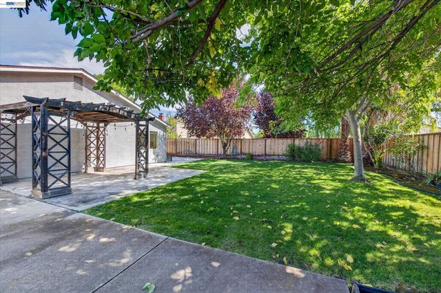 4135 Bishop Pine Way, Livermore, CA 94551