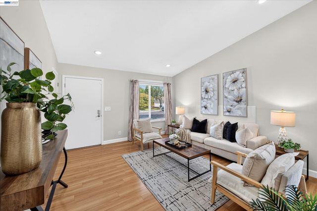 4135 Bishop Pine Way, Livermore, CA 94551