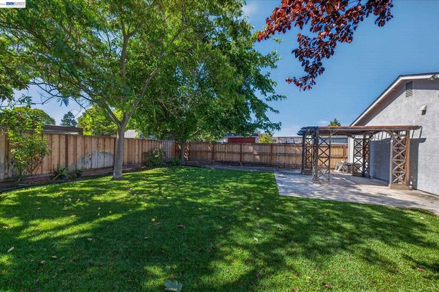 4135 Bishop Pine Way, Livermore, CA 94551
