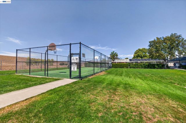 4135 Bishop Pine Way, Livermore, CA 94551