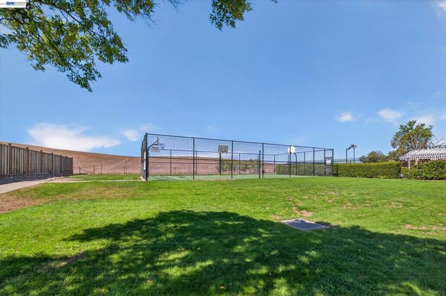 4135 Bishop Pine Way, Livermore, CA 94551