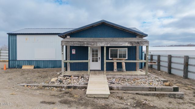 889 14th Street SW, Valley City, ND 58072 property photo