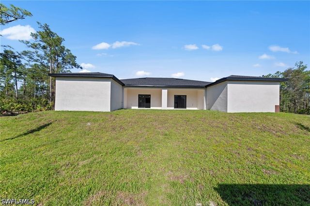 1940 Laverna AVE, Lehigh Acres, FL 33972