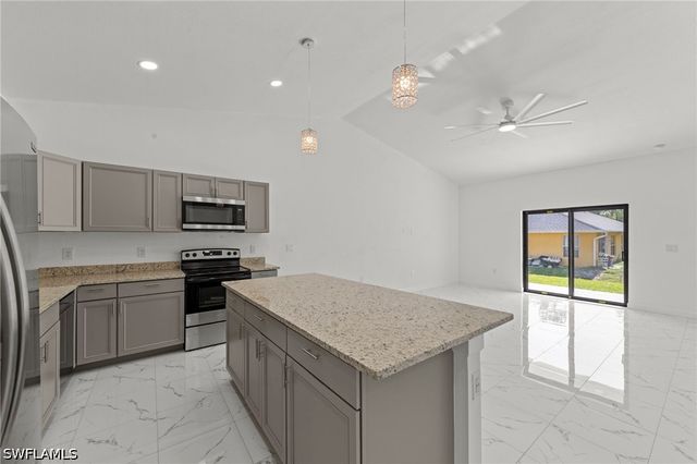 1940 Laverna AVE, Lehigh Acres, FL 33972