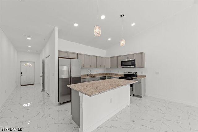 1940 Laverna AVE, Lehigh Acres, FL 33972