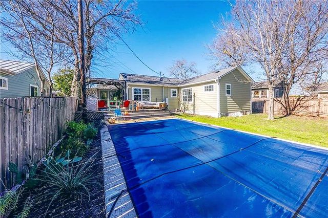 3305 Larry LN, Austin, TX 78722