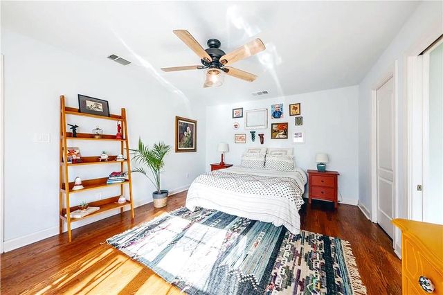 3305 Larry LN, Austin, TX 78722