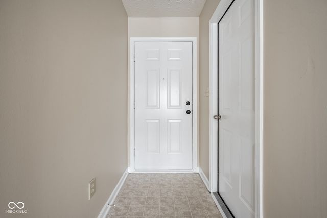 11194 Black Gold Drive, Noblesville, IN 46060