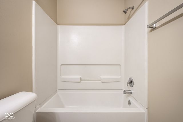 11194 Black Gold Drive, Noblesville, IN 46060