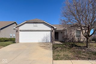 11194 Black Gold Drive, Noblesville, IN 46060