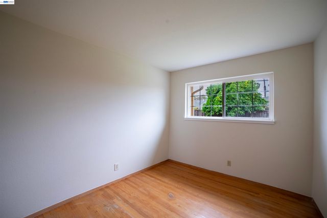 39627 Sundale Dr, Fremont, CA 94538