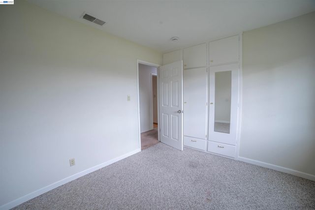 39627 Sundale Dr, Fremont, CA 94538