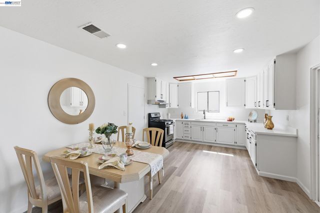 2167 Cypress Ave, San Pablo, CA 94806