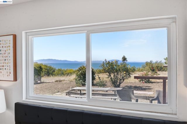 2167 Cypress Ave, San Pablo, CA 94806