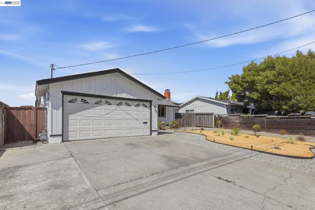 2167 Cypress Ave, San Pablo, CA 94806