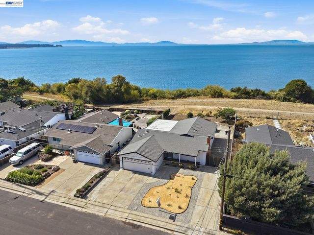 2167 Cypress Ave, San Pablo, CA 94806