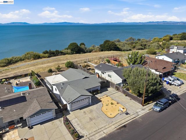 2167 Cypress Ave, San Pablo, CA 94806