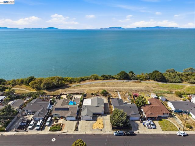 2167 Cypress Ave, San Pablo, CA 94806