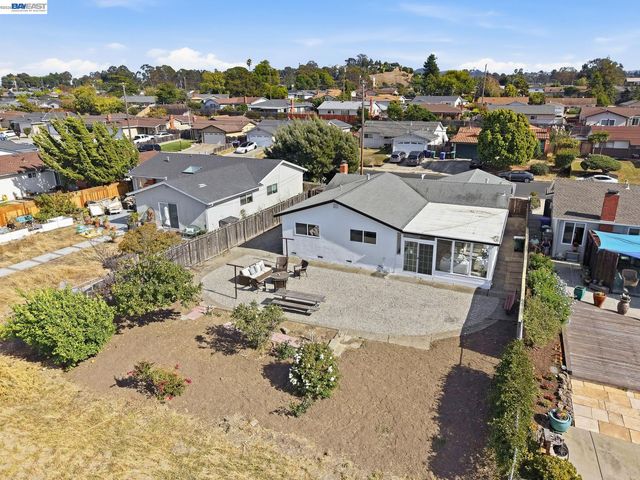 2167 Cypress Ave, San Pablo, CA 94806