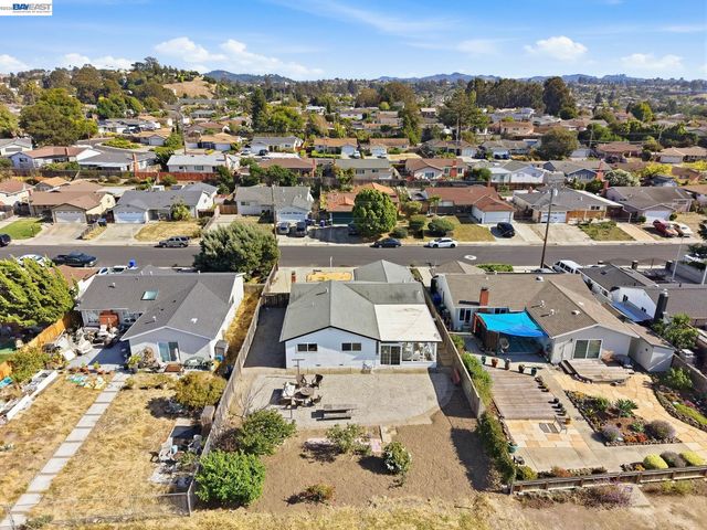 2167 Cypress Ave, San Pablo, CA 94806