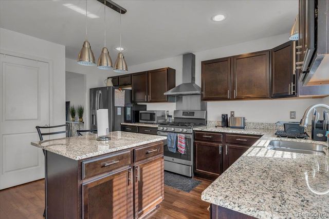 7210 Chandler Drive, Van Buren Charter Township, MI 48111