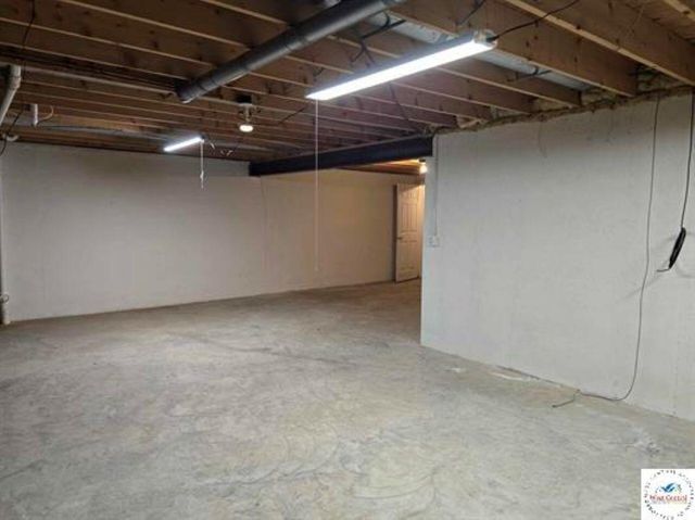 1006 E Palmer Place, Clinton, MO 64735