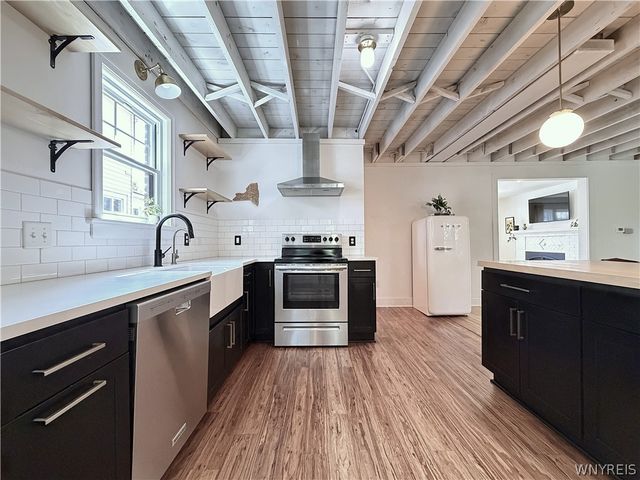 63 Washington Avenue, Tonawanda, NY 14217