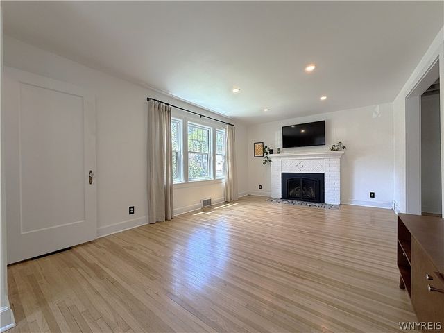 63 Washington Avenue, Tonawanda, NY 14217