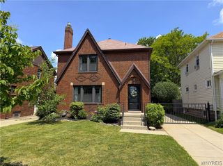 63 Washington Avenue, Tonawanda, NY 14217