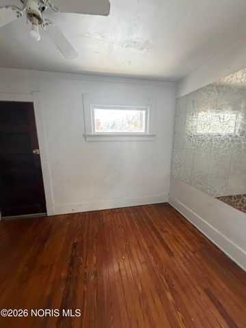 298 W Park Street, Toledo, OH 43608