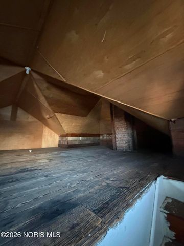 298 W Park Street, Toledo, OH 43608