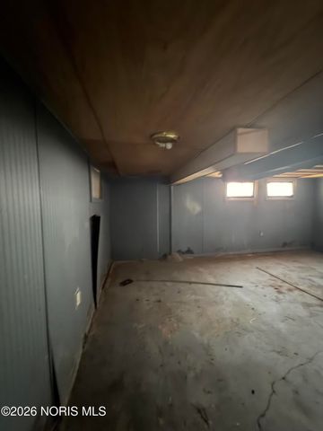 298 W Park Street, Toledo, OH 43608