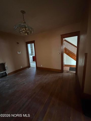 298 W Park Street, Toledo, OH 43608