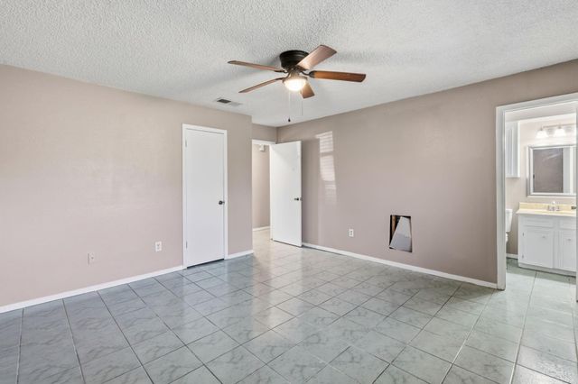5112 Parsley Street, Baytown, TX 77521