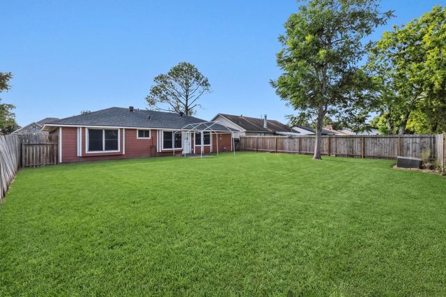 5112 Parsley Street, Baytown, TX 77521