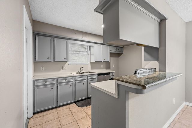 5112 Parsley Street, Baytown, TX 77521
