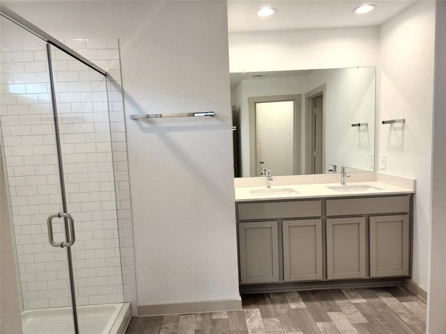 7718 Caspian Ranch Drive, Rosharon, TX 77583